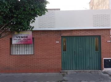 Casa de 5 ambientes, Avellaneda · Nuevo Precio Rebajado - Casa en Excelente Ubicación