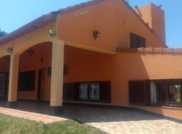 Casa de 4 ambientes, San Martín · Chalet en Venta en San Martin, Mendoza