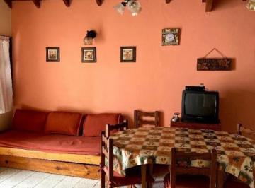 Casa · 54m² · 3 Ambientes · 1 Cochera · Casa en Venta - 2 Dorm. 1 Baño - 54 m² - Mar del Tuyu