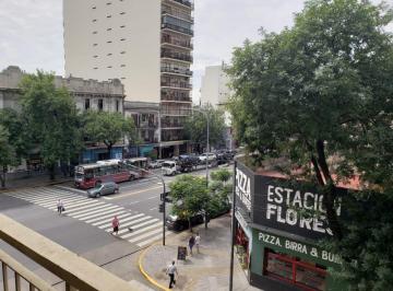 Departamento de 3 ambientes, Floresta · 3 Ambientes Al Frente, Balcón Baño y Toilette