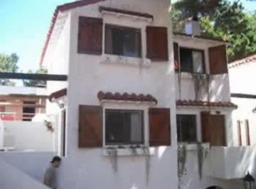 Casa · 55m² · 2 Ambientes · 2 Cocheras · Casa en Venta - 1 Dormitorio 1 Baño - Cochera - 90 m² - Costa del Este