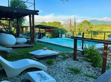 Casa · 100m² · 2 Dormitorios · 2 Cocheras · Venta 2 Cabañas Sobre Las Montañas en Villa La Paisanita Cordoba