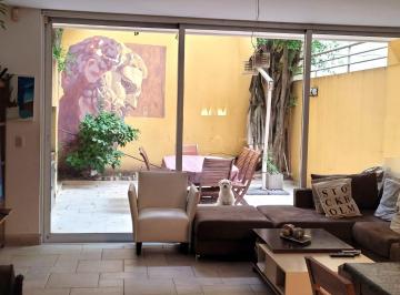 PH de 5 ambientes, Chacarita · Excelente PH, Tipo Casa 5 Amb. C/cochera, Patio y Terraza