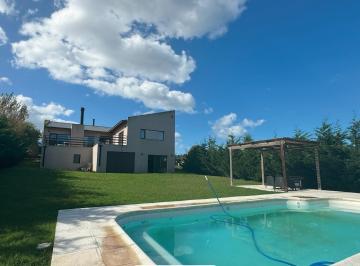 Casa de 5 ambientes, Chapadmalal · Hermosa y Funcional Propiedad en Barrio Privado de Chapadmalal.