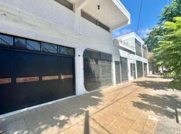 Local comercial , Ituzaingó · Local con Vivienda en Ituzaingó Norte