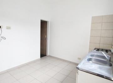 Departamento · 25m² · 2 Ambientes · Alquiler Dpto 2 Amb. con Patio, Flores
