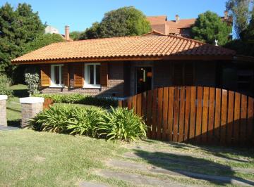 Casa · 120m² · 4 Ambientes · 1 Cochera · Venta Casa de 4 Amb C/ Lote Lindero, Zona Centro Playa, Pinamar