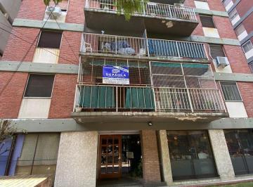 Departamento · 70m² · 4 Ambientes · Venta Departamento 4 Ambientes 3 Dorm. - Balcon - Vicente Lopez - Villa Martelli Barrio Calesi