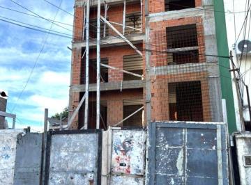 Departamento de 2 ambientes, La Matanza · Departamento 2 Amb con Terraza Propia - Venta en Pozo // Guido Spano 2351