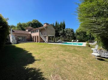 Casa de 5 ambientes, Pilar · Casa en Venta Club Mayling