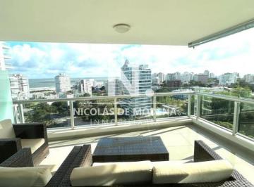 Foto1 · Apartamento en Brava - Punta del Este en Venta de 3 Dorm.