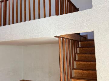 Living y Playroom · PH Luminoso, 4 Ambientes en 1er Piso por Escalera