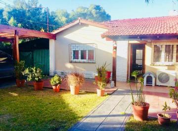 Casa · 150m² · 3 Ambientes · 12 Cocheras · Chalet Reciclado en Venta - Ituzaingó