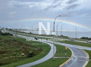 Foto1 · Apartamento en Venta de 2 Dorm. en Playa Mansa, Punta del Este