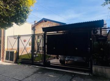 PH · 90m² · 3 Ambientes · 1 Cochera · Venta PH Al Frente 3 Ambientes C/cochera en Rafael Calzada