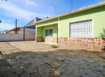 Casa · 229m² · 10 Ambientes · 2 Cocheras · Venta de Casa con 2 Apartamentos en Las Piedras