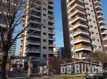 Departamento · 72m² · 3 Ambientes · 1 Cochera · Departamento en Venta en Quilmes Centro