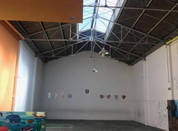 Bodega-Galpón · 296m² · Galpón - Sobre Av, Actualmente Alquilado