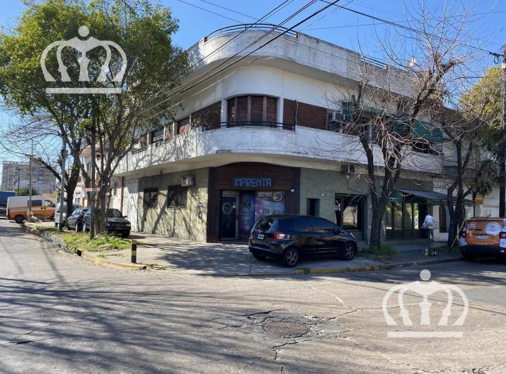 Local comercial · 217m²
