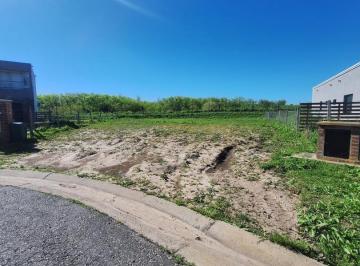 Terreno · 806m² · Hermoso Lote en Venta en Área 10 de San Sebastián, Pilar