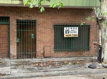 Casa de 4 ambientes, Tres de Febrero · Venta de Amplia Casa en Ciudadela