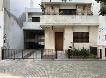Casa · 200m² · 3 Dormitorios · Casa en Venta