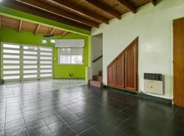 Casa · 33m² · 3 Ambientes · Dúplex en Venta - 2 Dorm. 2 Baños - Cochera - 51 m² - La Plata