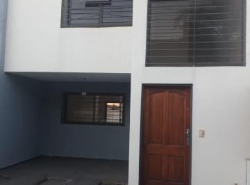 Casa de 5 ambientes, Córdoba · San Salvador Zona Makro - 2d + Escritorio + 2 Bñ + Cocina + Liv/com + Patio C/asador