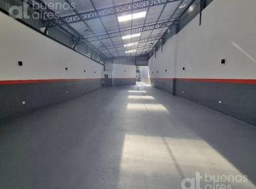 Bodega-Galpón · 450m² · Villa Luro - Galpón en Venta