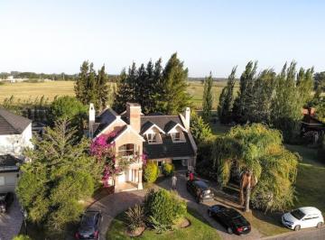 RRA-RR1-686_2 · Casa en Venta en San Eliseo Golf Country - San Vicente