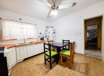 PH · 125m² · 3 Ambientes · 1 Cochera · Venta PH 3 Amb 125 m² Lanus Oeste