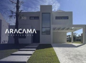 RRA-RR1-778_2 · Casa en Venta en Saint Thomas Este Oeste - Canning