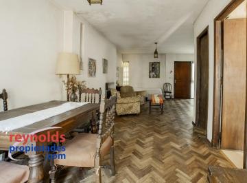 PH · 110m² · 3 Dormitorios · 1 Cochera · Lindisimo PH en Una de Las Mejores Cuadras de Acasssuso
