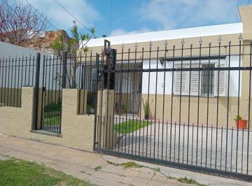 PH de 4 ambientes, Quilmes · Casa en Venta Para 2 Familias