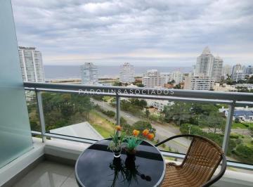 Foto1 · Apartamento en Venta de 1 Dormitorio con Vista Al Mar en Torre One II, Punta del Este.