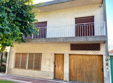 Casa de 7 ambientes, Avellaneda · Venta Importante Casa Para Dos Familias con Garage