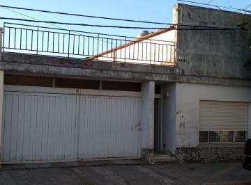 Casa en Venta de 5 ambientes  · Vendo Casa en Gualeguaychú