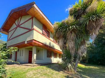 Casa · 164m² · 6 Ambientes · Casa con Amplio Jardin en Bariloche en Km 4,5