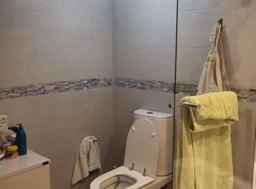 Casa de 5 ambientes, Neuquén · Casa en Santa Genoveva