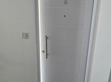 Departamento de 3 ambientes Alquiler $ 400.000 · Departamento de 1 Dormitorio con Balcón Frente Av Sabattini Piso 2
