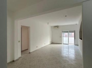 Departamento de 3 ambientes, Morón · Dpto. 3 Ambientes con Lavadero y Terraza.