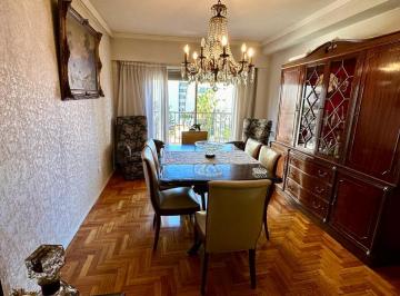 Departamento de 4 ambientes, Flores · Excelente Departamento 4 Ambientes con Cochera, Apto Crédito