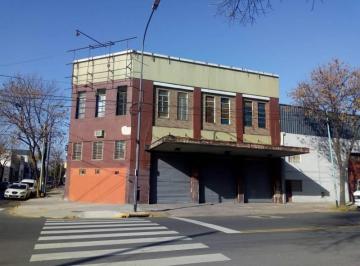 Bodega-Galpón · 650m² · Frigorífico Venta - Barracas
