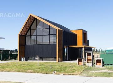 RRA-RR1-540_2 · Casa en Venta en Lares de Canning - Canning