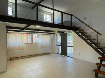 Casa · 56m² · 1 Ambiente · Alquiler Casa Independiente 1 Dormitorio Tipo Duplex en Aguada Ideal Estudiantes