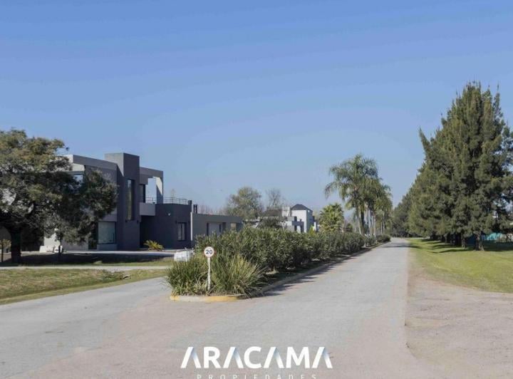 Terreno · 1250m²