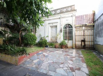 Casa · 114m² · 4 Ambientes · 1 Cochera · Casa en Barrio Santa Rita a Refaccionar