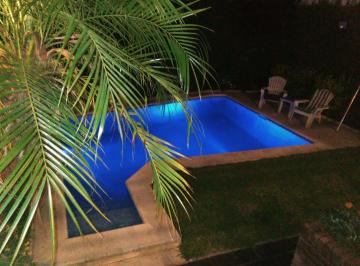 CVE-CVE-315_2 · Impecable Casa 6 Amb, Parque, Piscina, Parrilla, Playroom