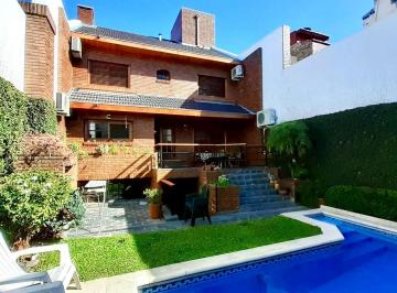 CVE-CVE-315_2 · Impecable Casa 6 Amb, Parque, Piscina, Parrilla, Playroom