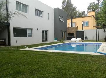 Casa · 150m² · 4 Ambientes · 4 Cocheras · Venta Casa 4 Amb Parque Leloir con Parque Pileta
